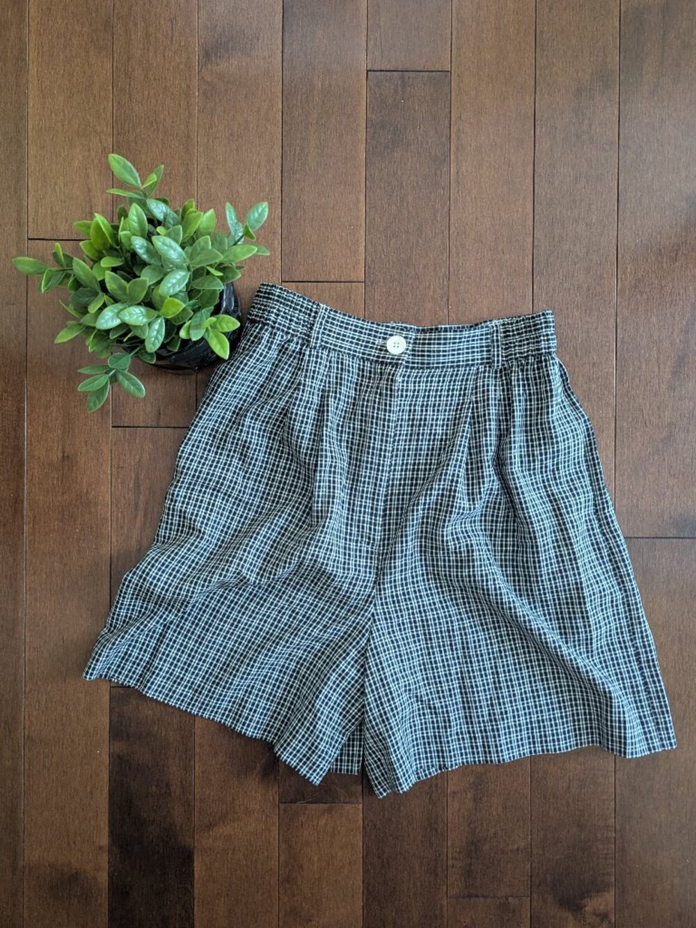 DITSY GINGHAM PRINT VINTAGE TROUSER SHORTS - Picture 1 of 3